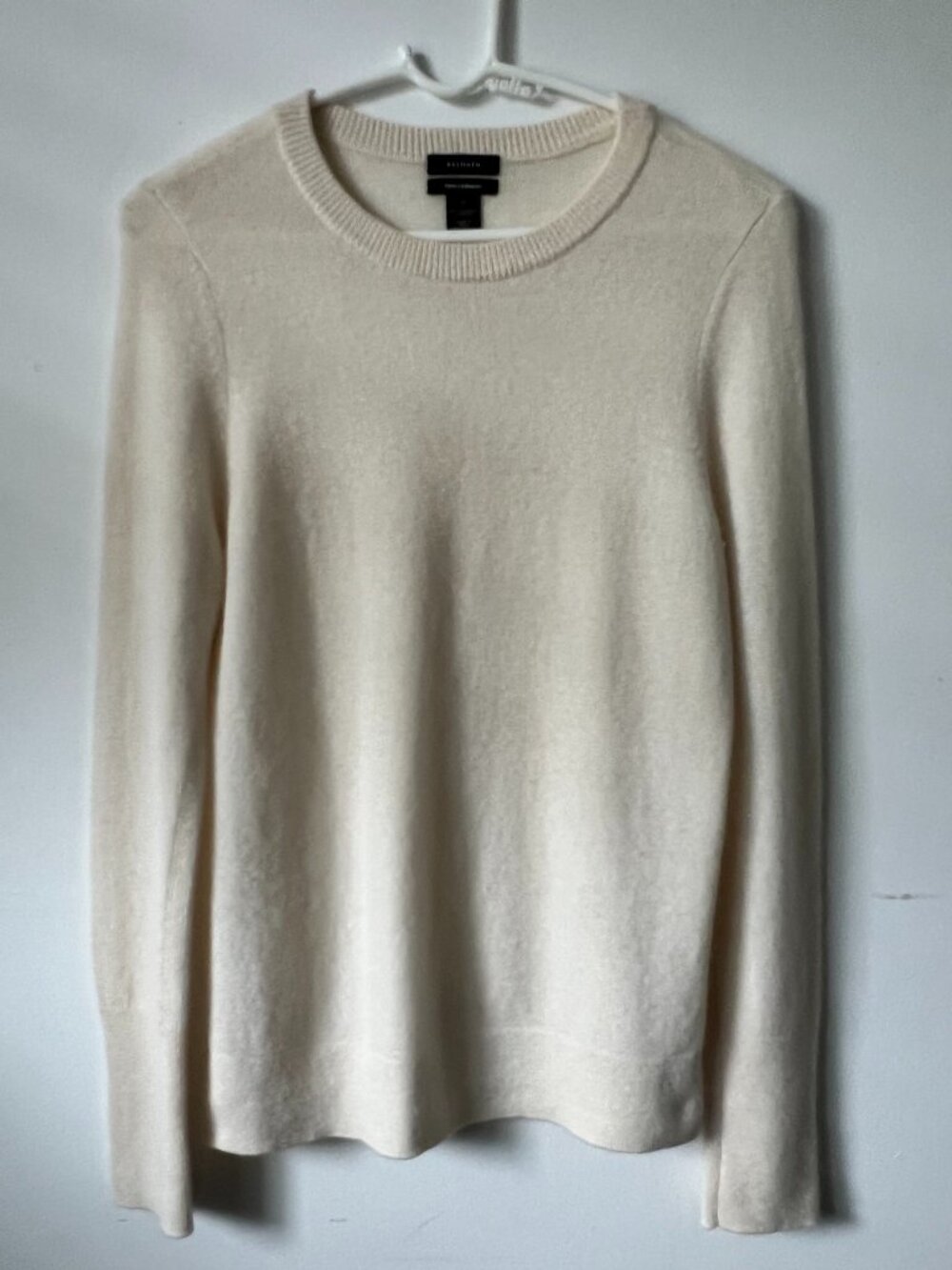 Halogen 100% Cashmere Cream Crewneck Sweater - Medium